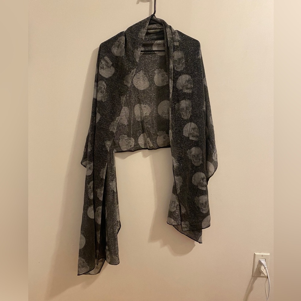 Skull scarf shimmery